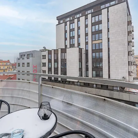 Apartment Natural-style In The Centre Of