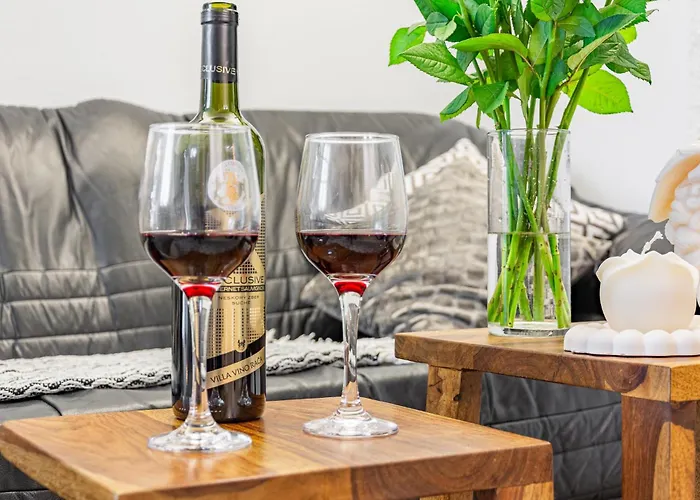 Natural-style In The Centre Of Apartman