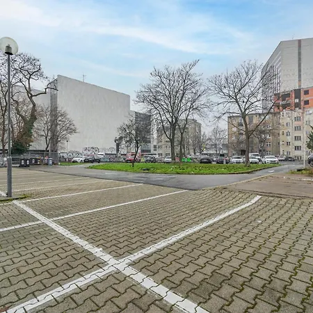 Natural-style In The Centre Of Apartament